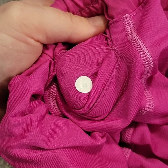Lululemon Pink Shorts With Pockets - Picture 4 of 5